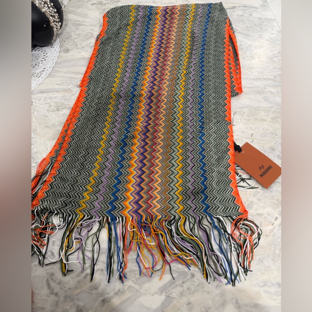 🧡NWT Missoni Multicolor Scarf